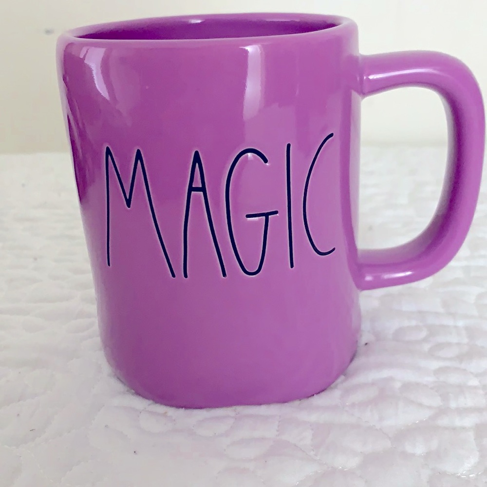 Rae Dunn Magic Mug